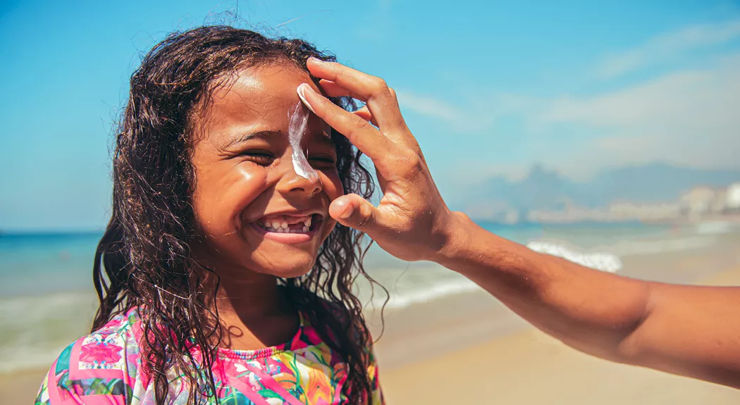 4 Good Reasons to Wear Sunscreen-Blog